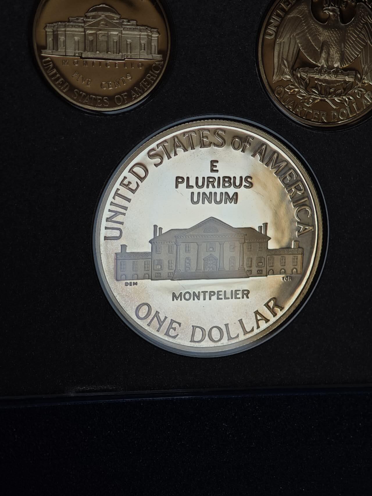 【淘币小摊】实时拍第七百九十九拍   银币套币场   满百包邮可预留二周 每周一统一发货   美国1993年精制套币含麦迪逊银币一对 银币重39.2克900银 银价407