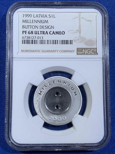 《竞宝斋》第439场 周日，周一，周二 3场连拍 （全场包邮） - NGC PF68UC 获奖币 1999年 拉脱维亚 千禧年纪念银币，纽扣创意设计。