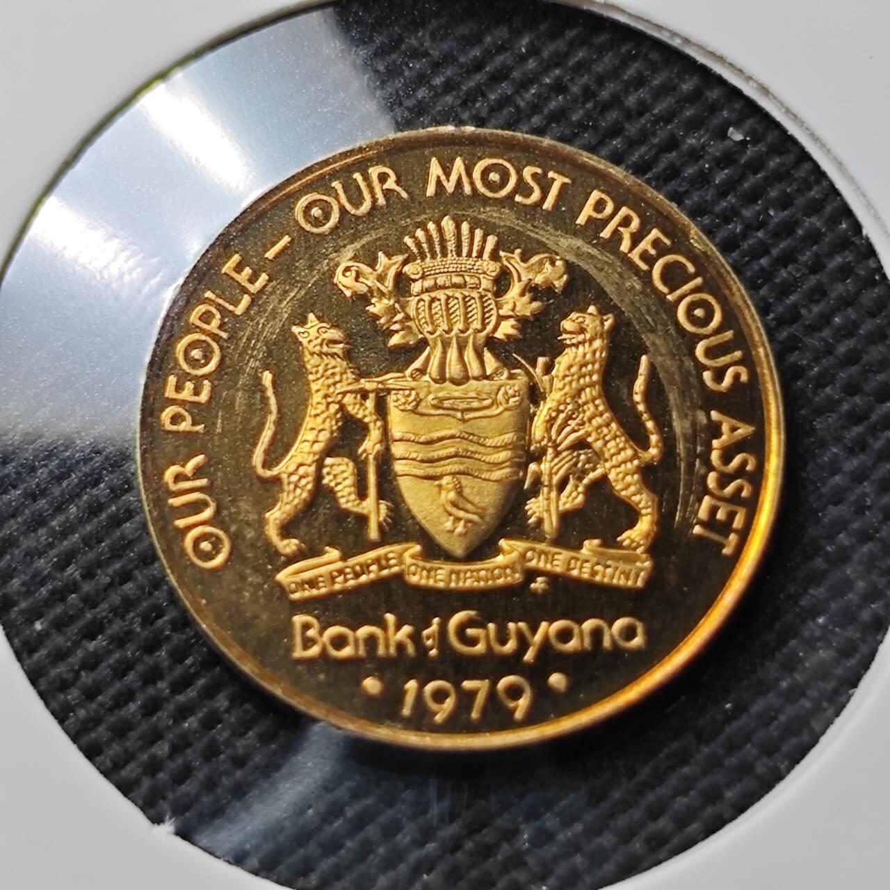 KK钱币收藏小铺  第373场  2月预留时间 周末发货  1979圭亚那5分精制币