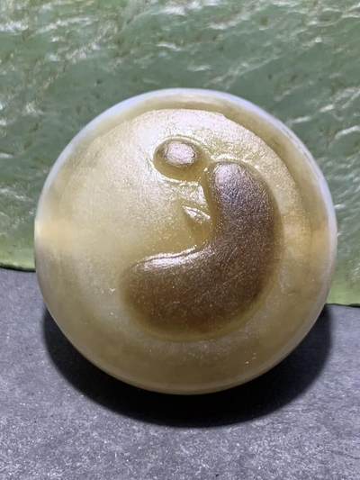 精品亚光药师玛瑙手工双面雕刻无相佛莲花板珠（背云）一颗！ - 精品亚光药师玛瑙手工双面雕刻无相佛莲花板珠（背云）一颗！