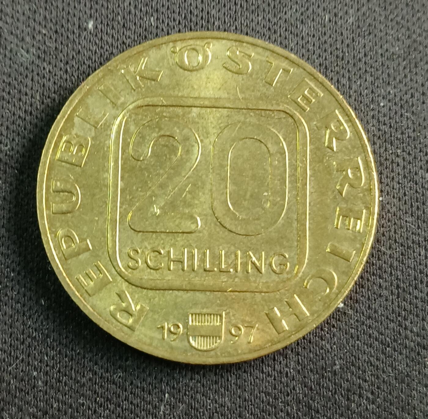 【游宝拍卖】乙巳蛇年88期 佣金1+6% 奥地利-20先令 1997年 维也纳大教堂850周年