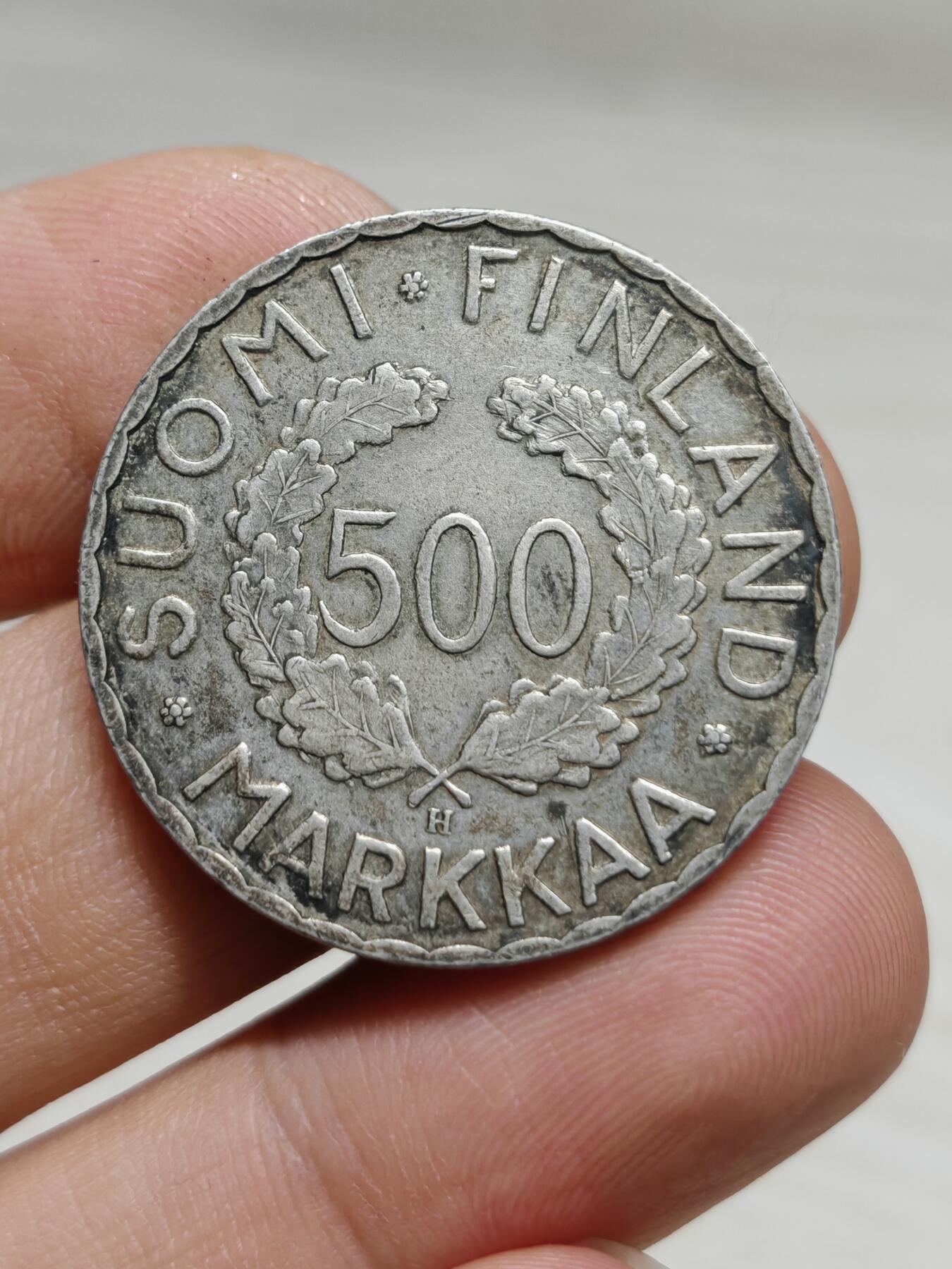 芬兰1952年 赫尔辛基 500马克 奥林匹克 奥运纪念银币 银元 世界上首枚该类题材纪念币 出厂重量12克，50%银，直径32毫米