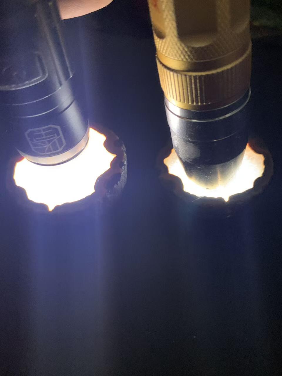 精美亚光原皮冰飘心战国红玛瑙对切原石摆件一对