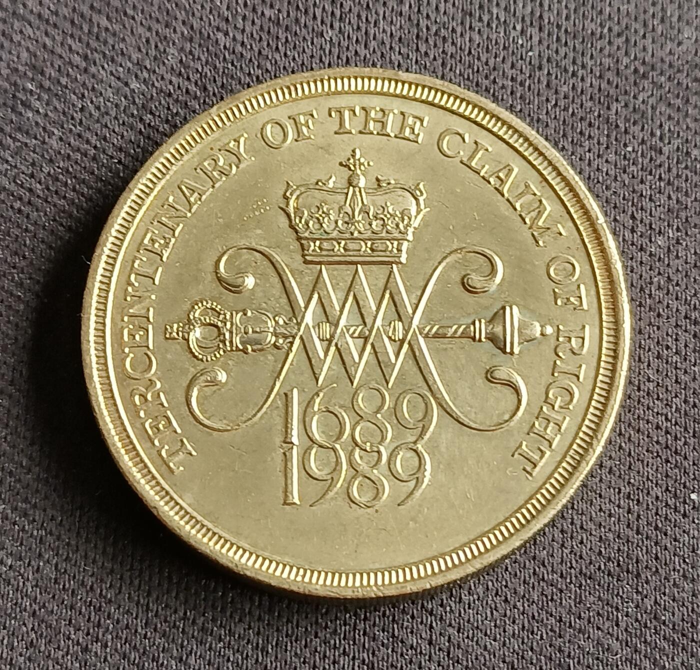 【游宝拍卖】乙巳蛇年88期 佣金1+6% 英国-2镑 1989年 权利法案300周年纪念币