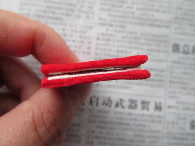 70--【全新】【有姓名信息】65扎线红领章一付20220104-1