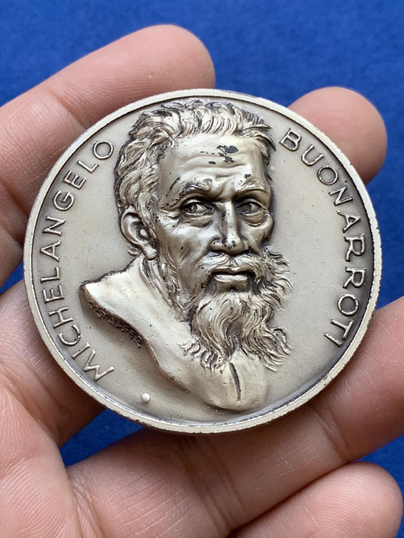 《竞宝斋》第439场 周日，周一，周二 3场连拍 （全场包邮） 纽约世界博览会-米开朗基罗的《圣殇》纪念章 67.5克 49.5mm