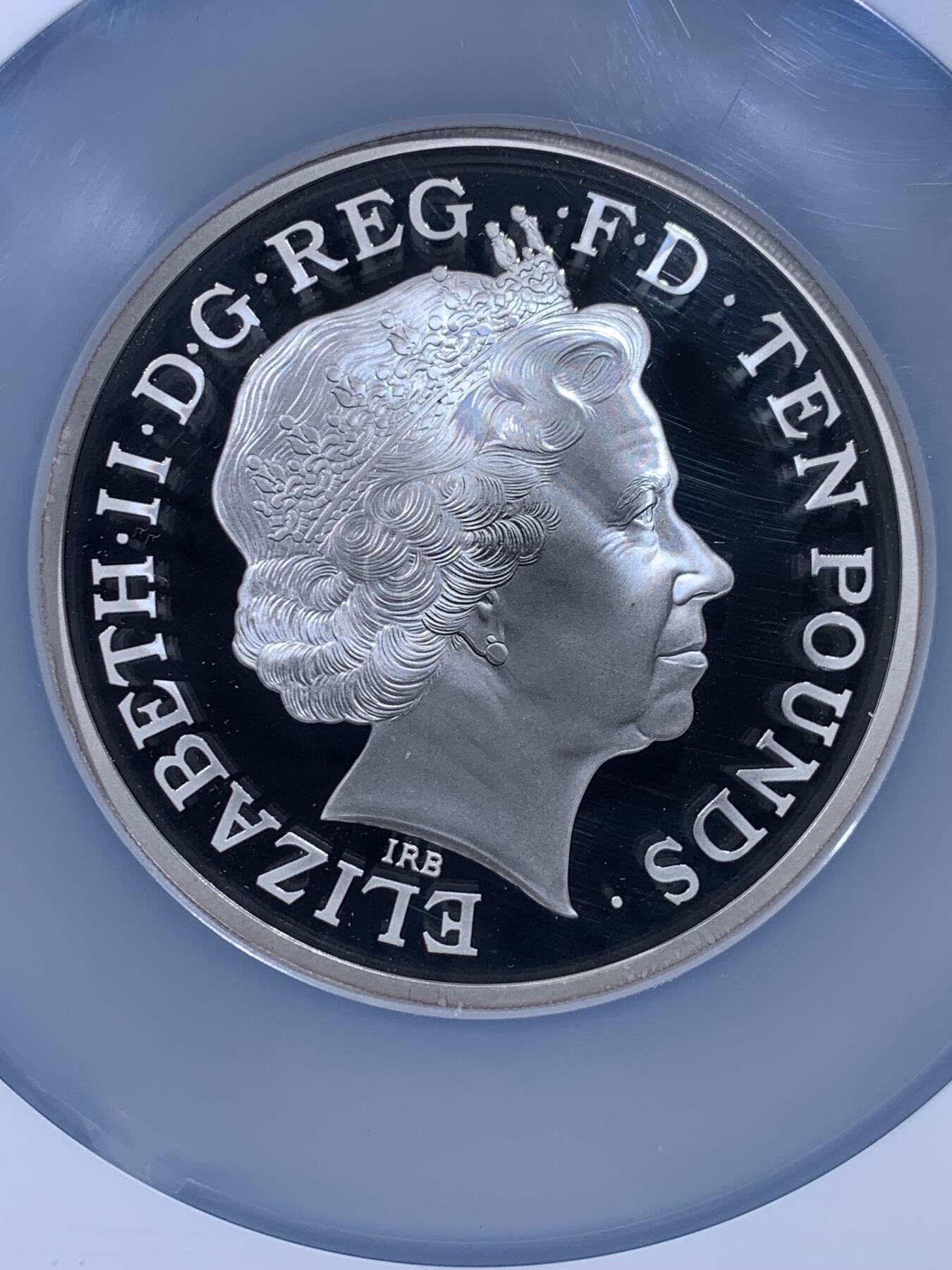 《竞宝斋》第439场 周日，周一，周二 3场连拍 （全场包邮） NGC PF69UC 英国伦敦2012年第30届奥林匹克运动会-飞马5盎司银币 999银 155.5克 直径65毫米 获奖币 加大加厚盒 侧面周圈好像有开盒痕迹 仔细辨识后出价