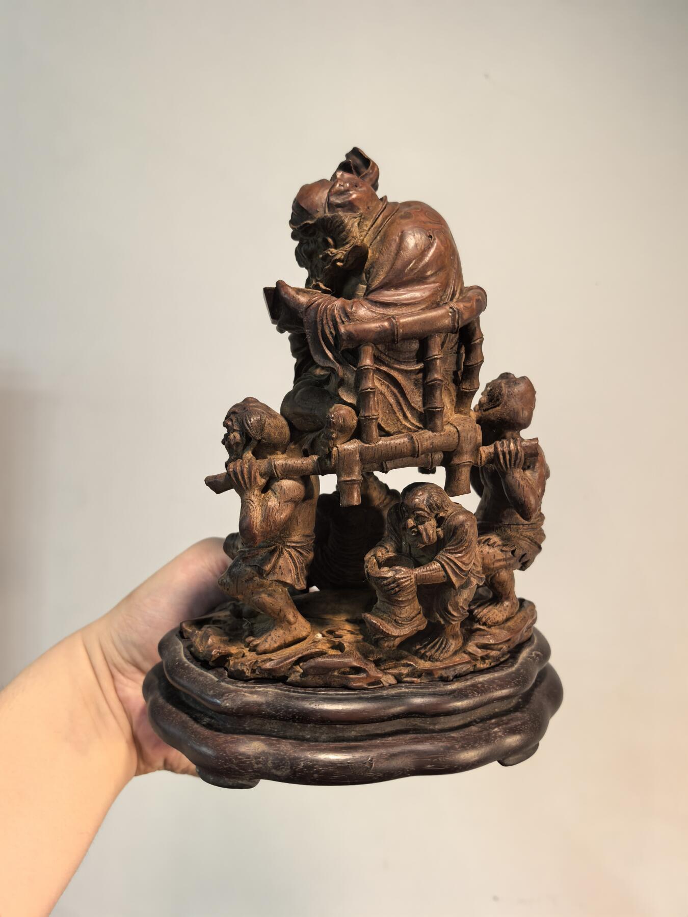 兰馨堂古玩杂项专场 老竹雕名家制钟馗醉酒小鬼抬轿摆件老红木座 