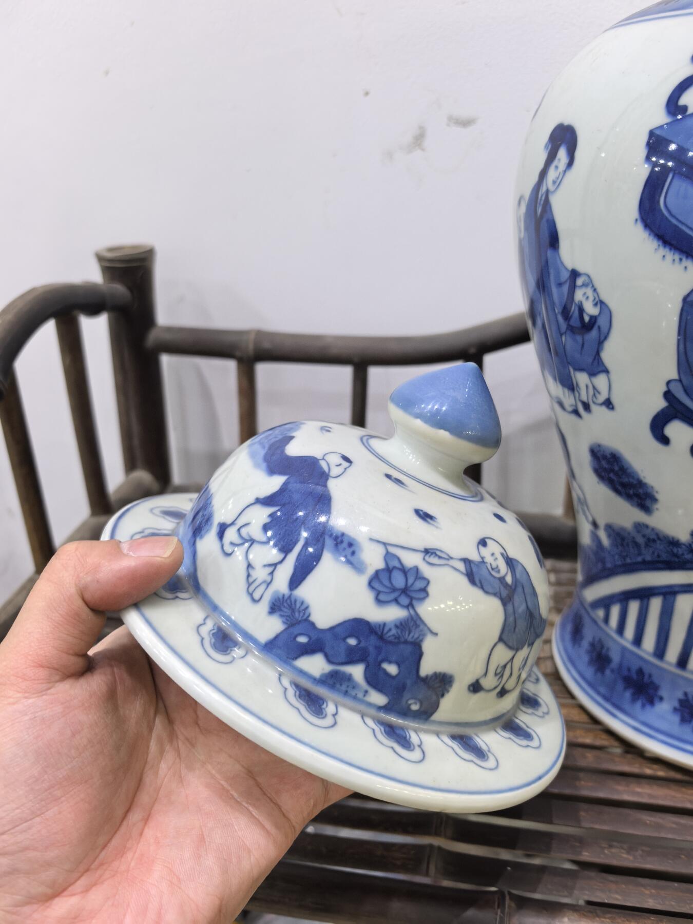 兰馨堂瓷器专场 大清康熙年制青花人物故事将军罐