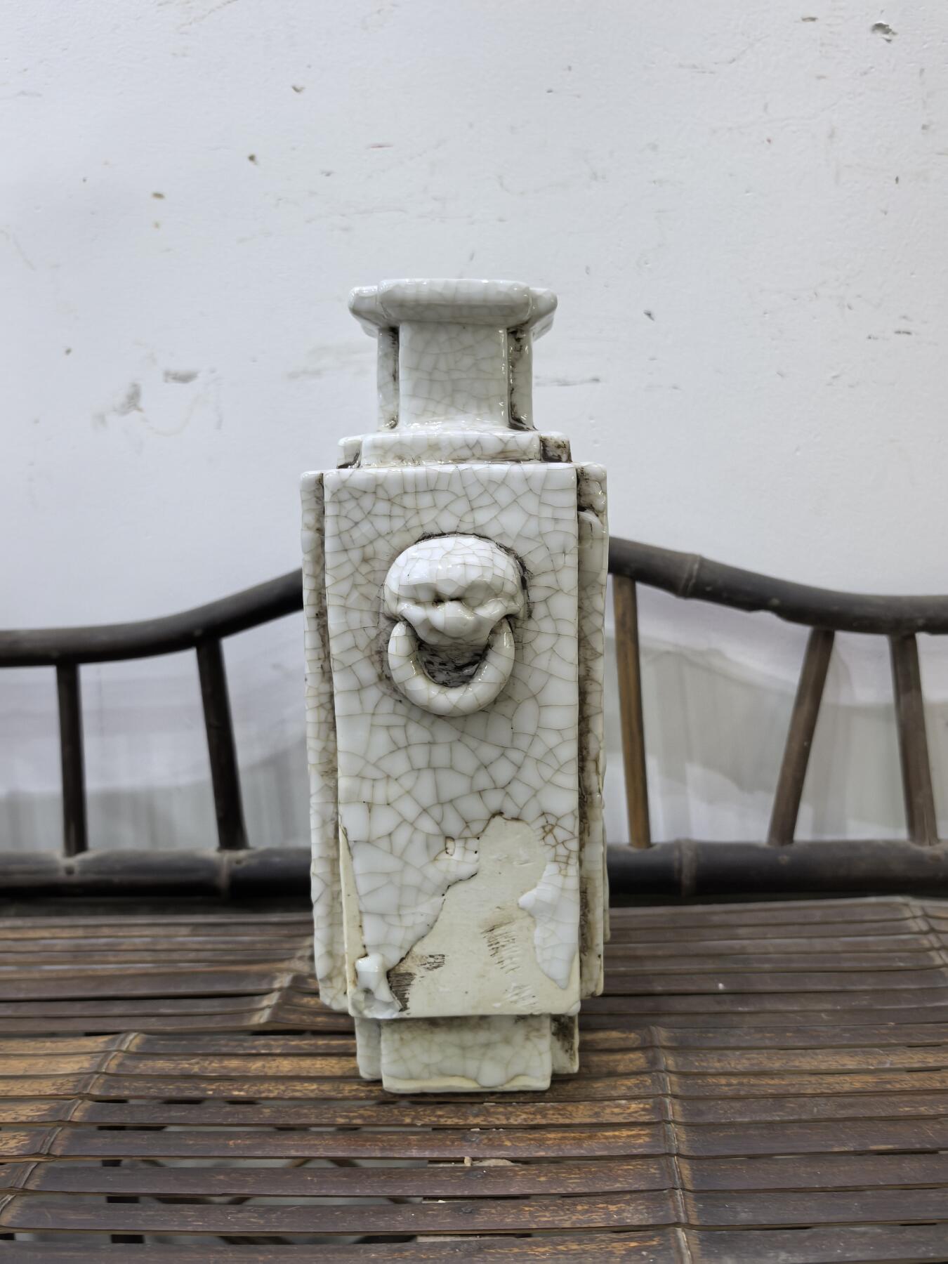 兰馨堂瓷器专场 清代哥釉开碎片瓷四方瓶