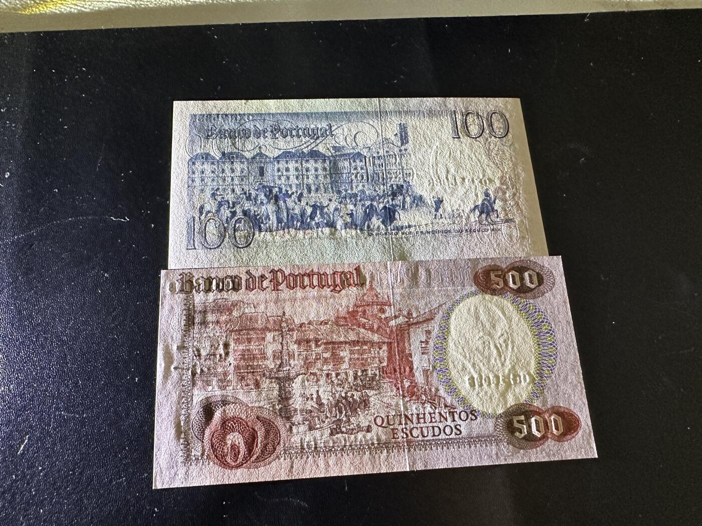 《外钞收藏家》第五百八十六期（品种丰富、精品多）（本平台长期征集拍品、欢迎藏友们联系合作） 葡萄牙100（豹子号888）、500（无47尾8）、5000三张一起 全新UNC