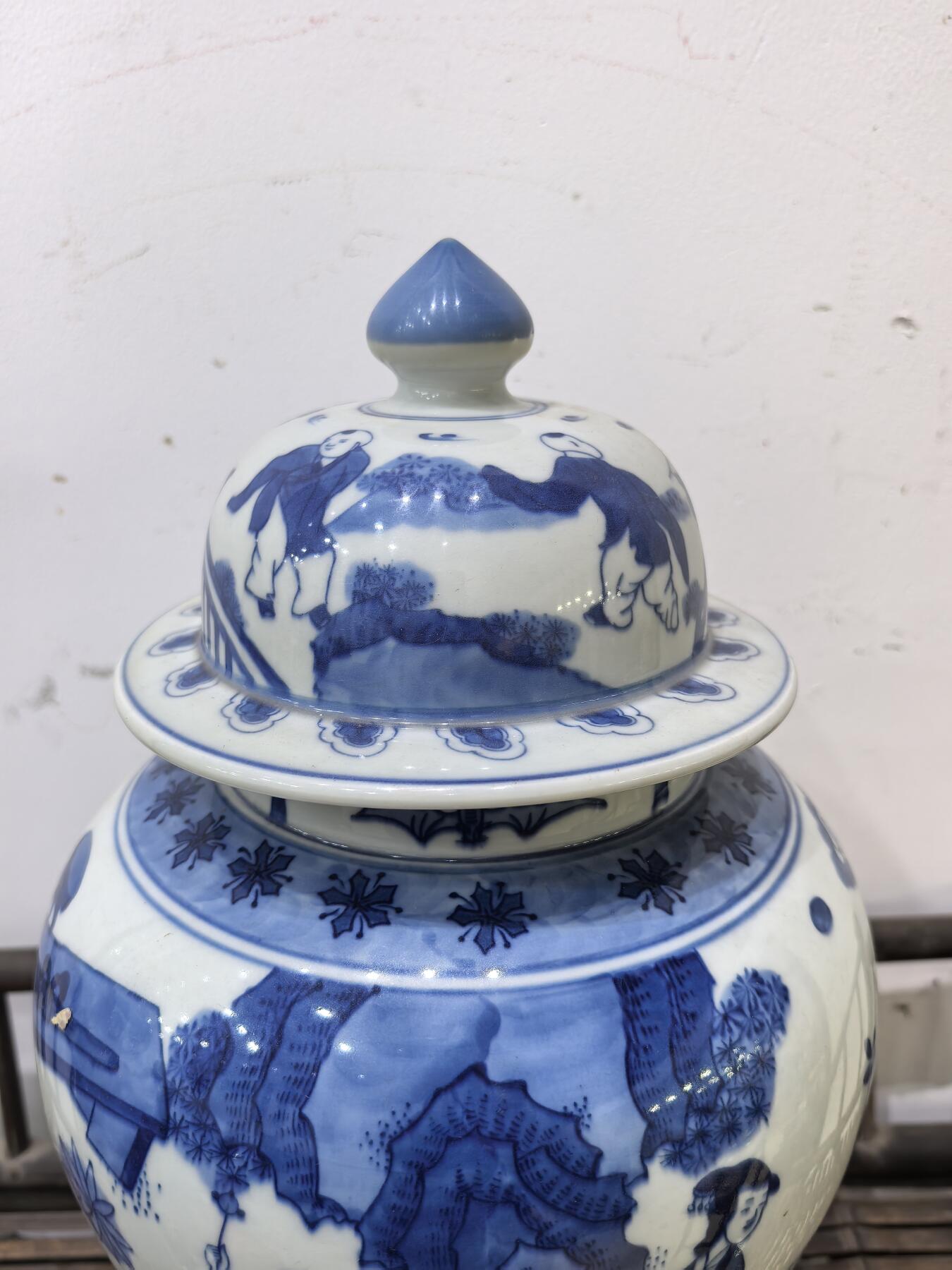 兰馨堂瓷器专场 大清康熙年制青花人物故事将军罐