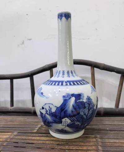 回流青花人物山水花草胆瓶