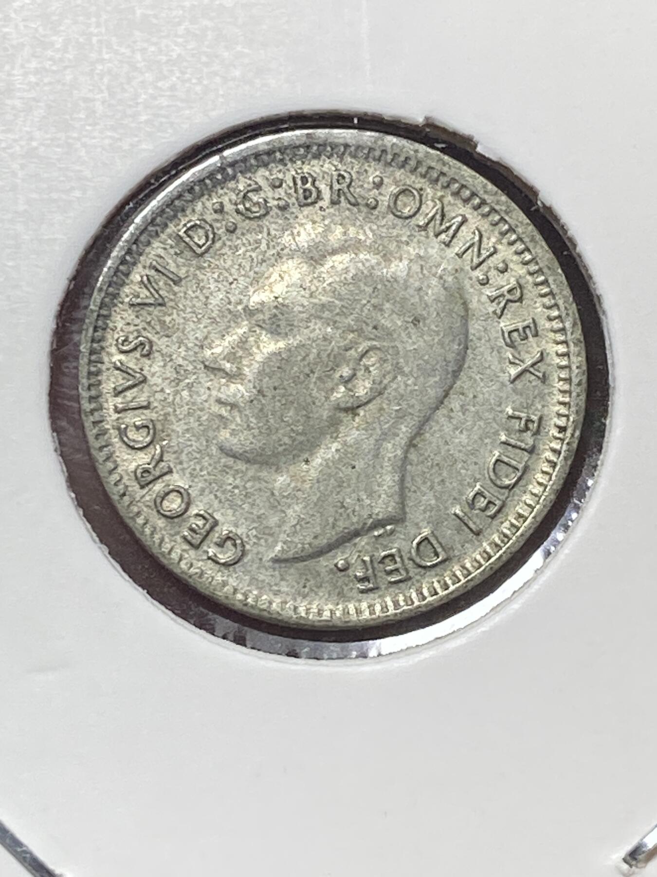 2025年第一百三十场(总第一百五十六场）外国好品纸夹散币场(免佣金) 澳大利亚🇦🇺1952年3便士银币(乔治六世逝世年，第三版关门年，m版墨尔本造，500银)