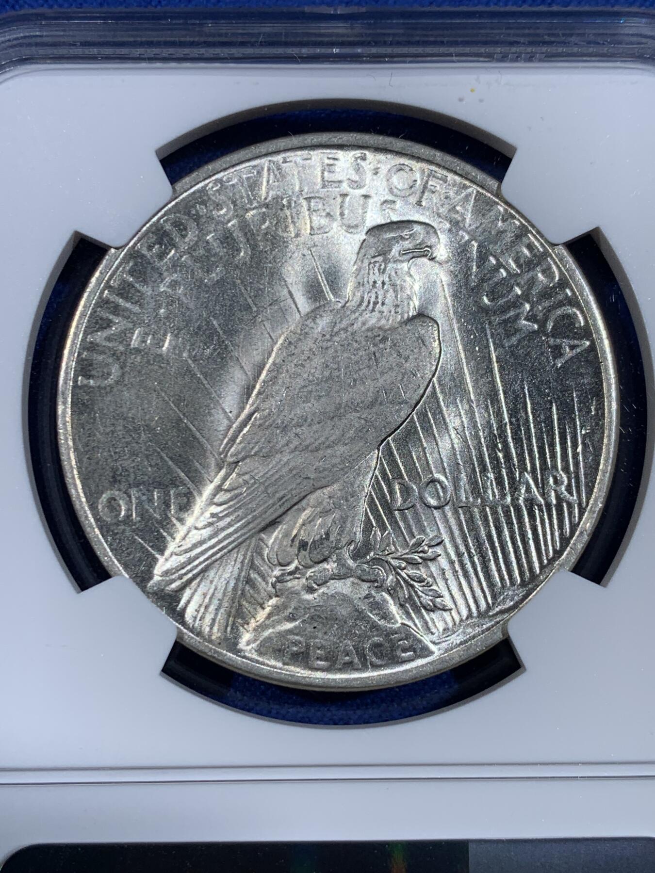 《竞宝斋》第439场 周日，周一，周二 3场连拍 （全场包邮） NGC MS64 美国1923年和平银币，BU转光好品。