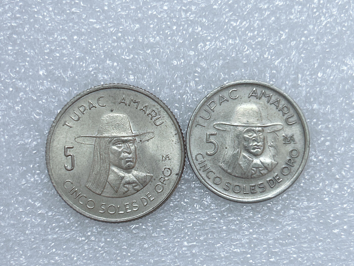 第一海外回流一元起拍收藏 散集专场  第268期 秘鲁70年代5索尔硬币 2枚 带光好品