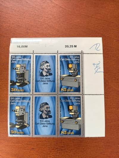 长老汇蛇年精选第七十四场拍卖 - 1989东德蔡司双联带过桥票，带色标边纸，全新，边纸有字迹