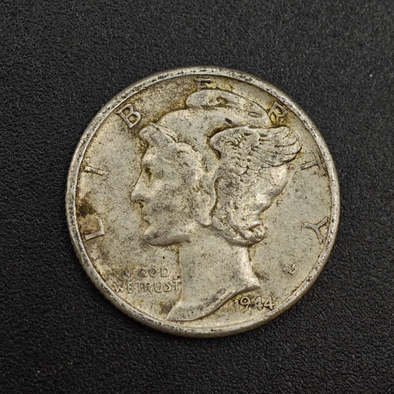 【淘币小摊】实时拍第七百九十九拍   银币套币场   满百包邮可预留二周 每周一统一发货   美国1944年小飞人10分银币