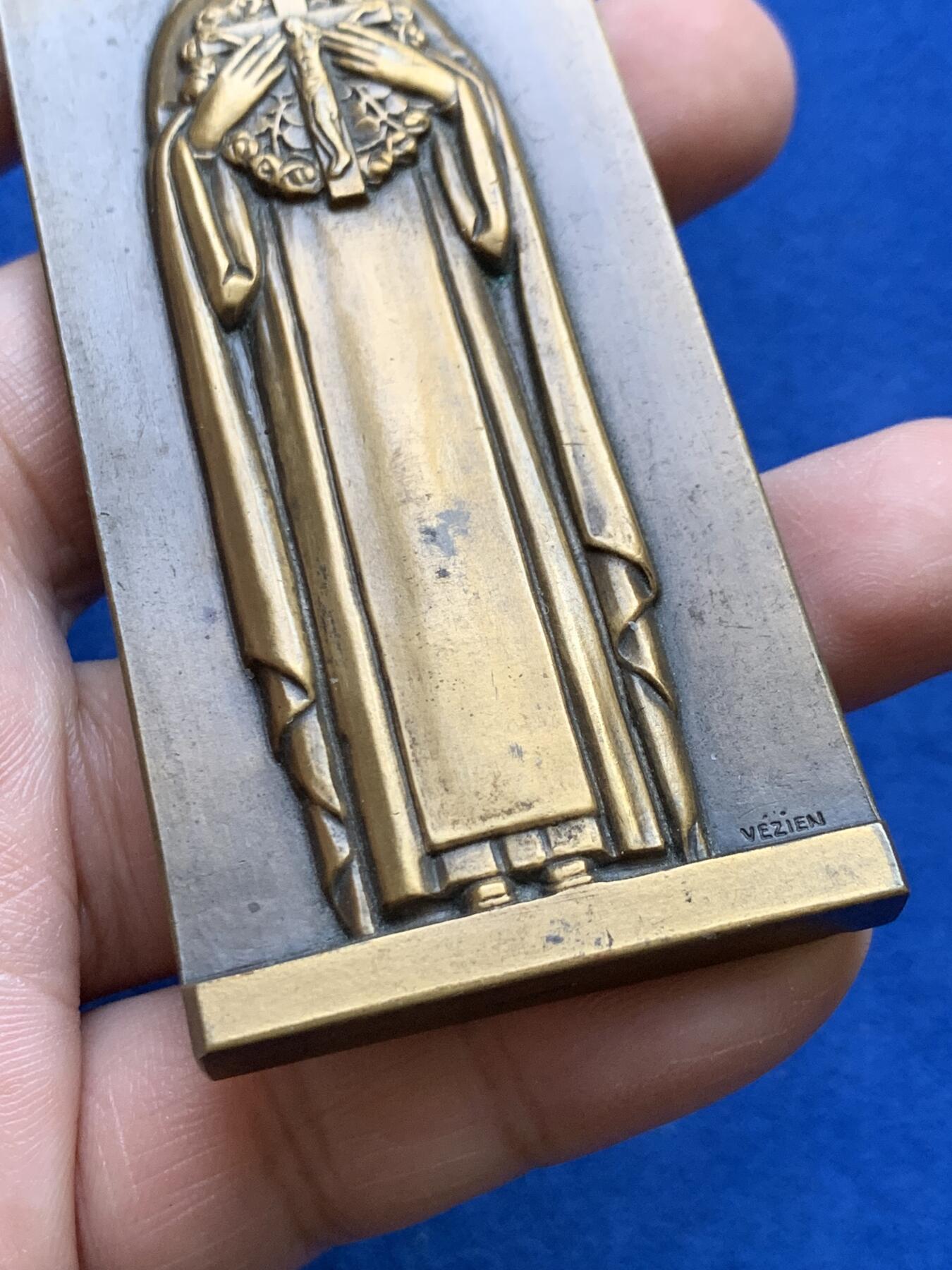 《竞宝斋》第439场 周日，周一，周二 3场连拍 （全场包邮） 名家皮埃尔·勒鲁瓦作 1930年册封圣徒典礼纪念铜章 150.3克 40.8*91.8mm 丰饶角铜标