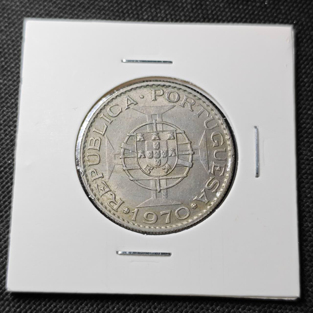 KK钱币收藏小铺  第373场  2月预留时间 周末发货  1970葡属安哥拉10埃斯库多 深打