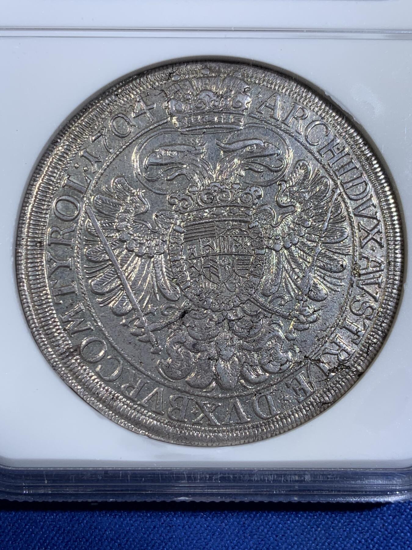 《竞宝斋》第439场 周日，周一，周二 3场连拍 （全场包邮） NGC MS62 哈布斯堡王朝奥地利帝国 1704年 利奥波德一世 威尼斯版 泰勒大银币 热门猪嘴大波浪 底光充沛 状态不易