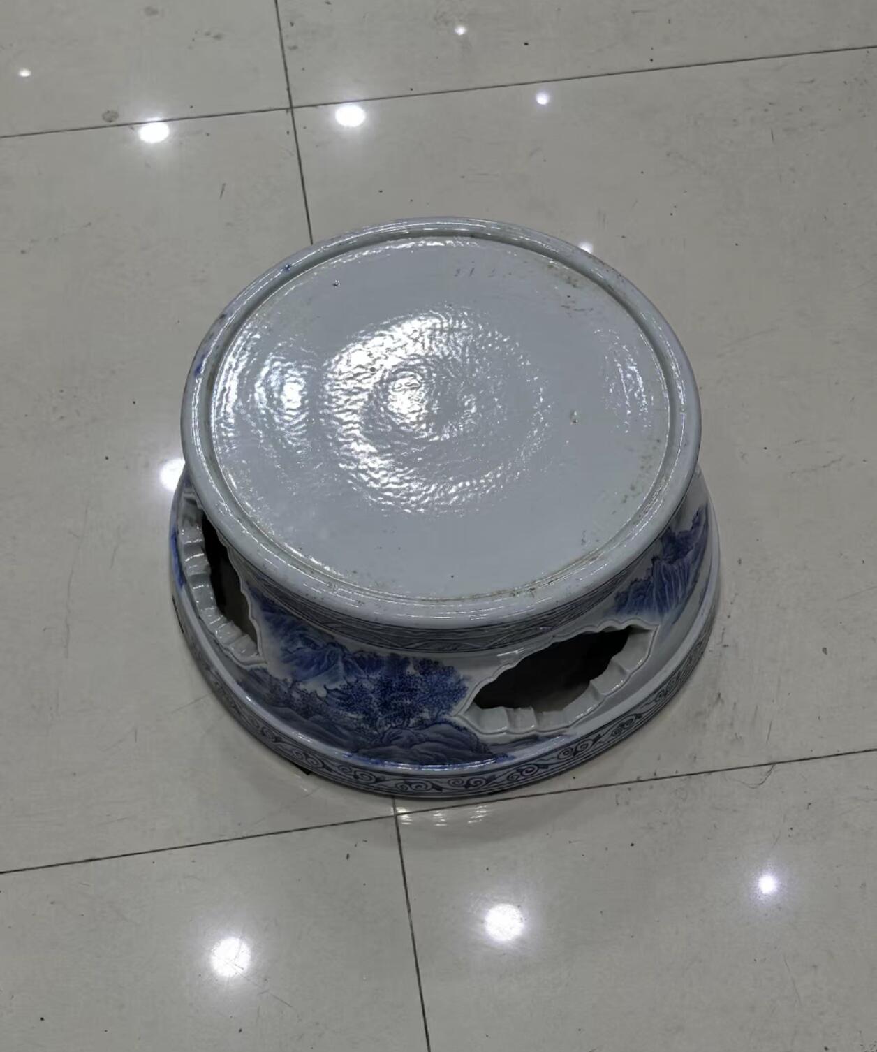 兰馨堂瓷器专场 民国至创汇大尺寸青花花瓶座摆件 