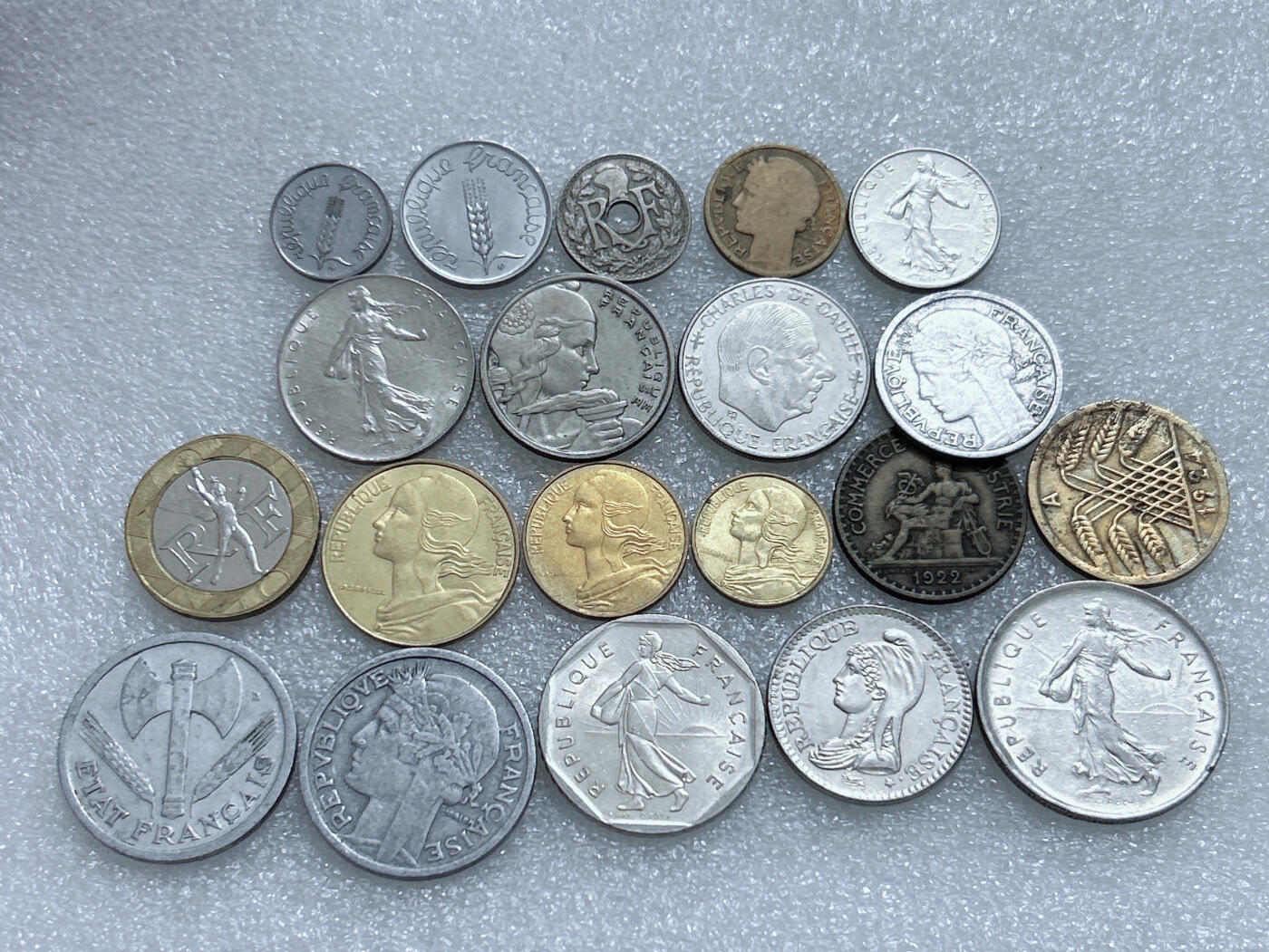 第一海外回流一元起拍收藏 散集专场  第268期 法国硬币 20枚 无重复