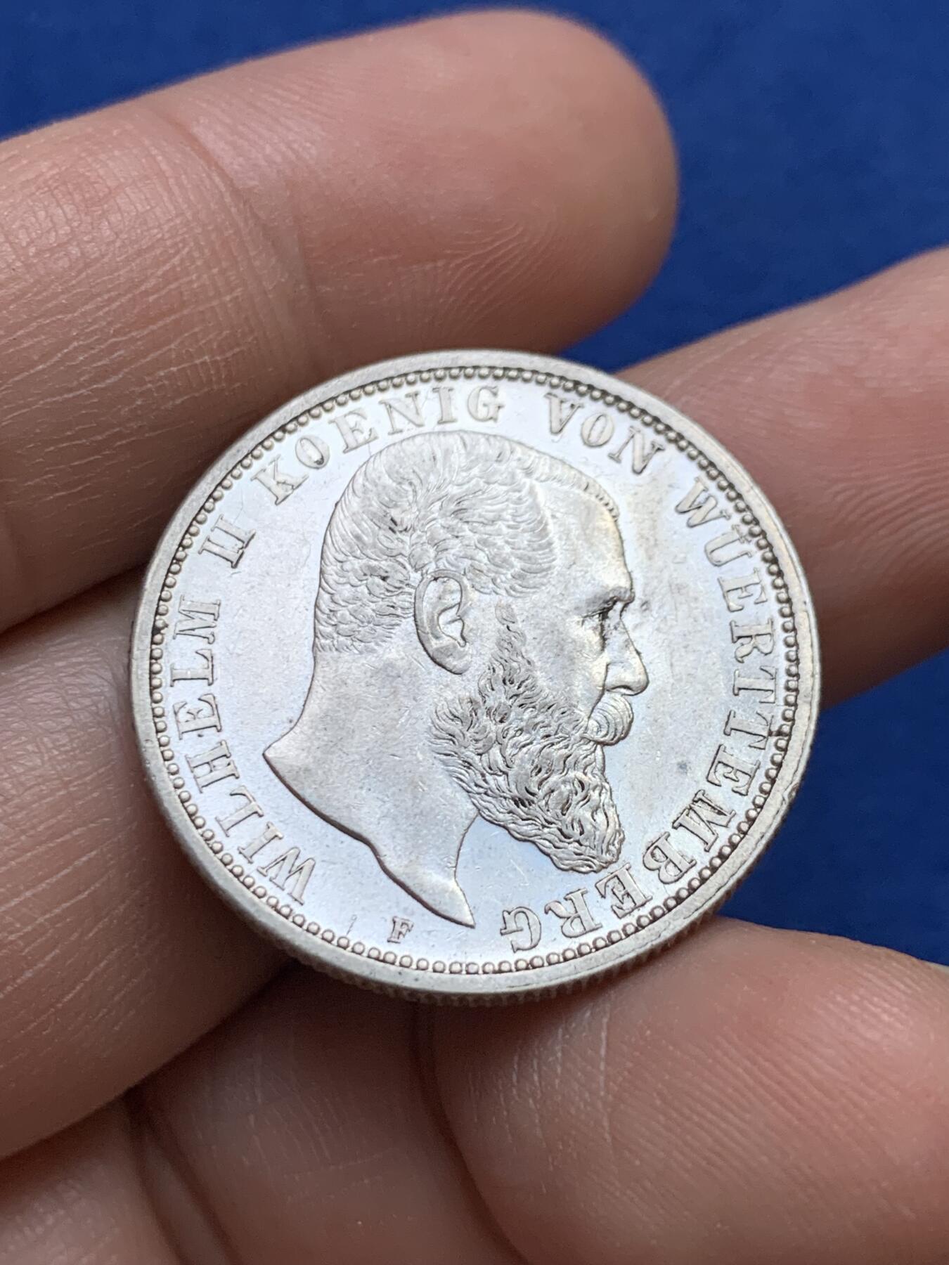 《竞宝斋》第439场 周日，周一，周二 3场连拍 （全场包邮） 德国1913年符登堡2马克银币 好品