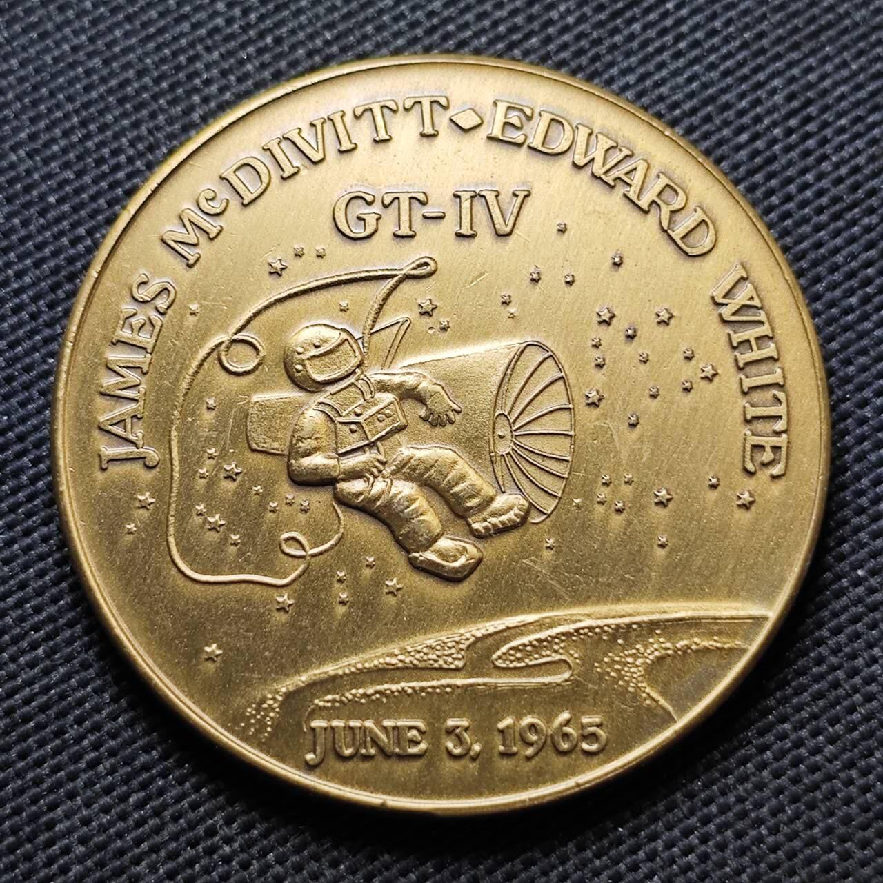 KK钱币收藏小铺  第373场  2月预留时间 周末发货  美国航天纪念纪念铜章 