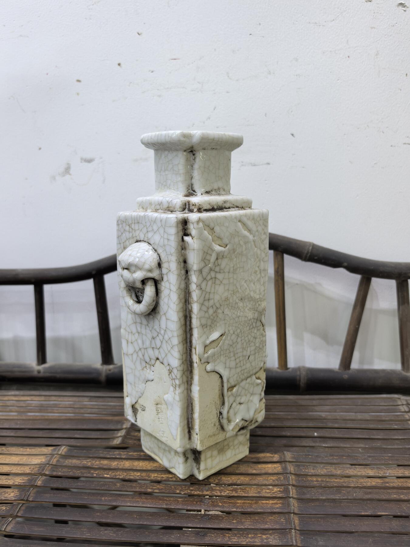 兰馨堂瓷器专场 清代哥釉开碎片瓷四方瓶