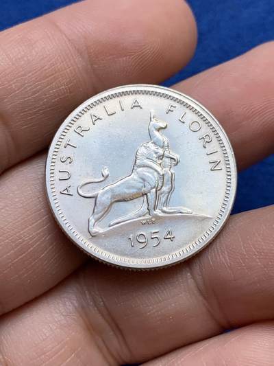《竞宝斋》第439场 周日，周一，周二 3场连拍 （全场包邮） - 英属 澳大利亚 1954年1弗洛林 伊丽莎白二世 皇家访问纪念 银币 好转光稍有清洗