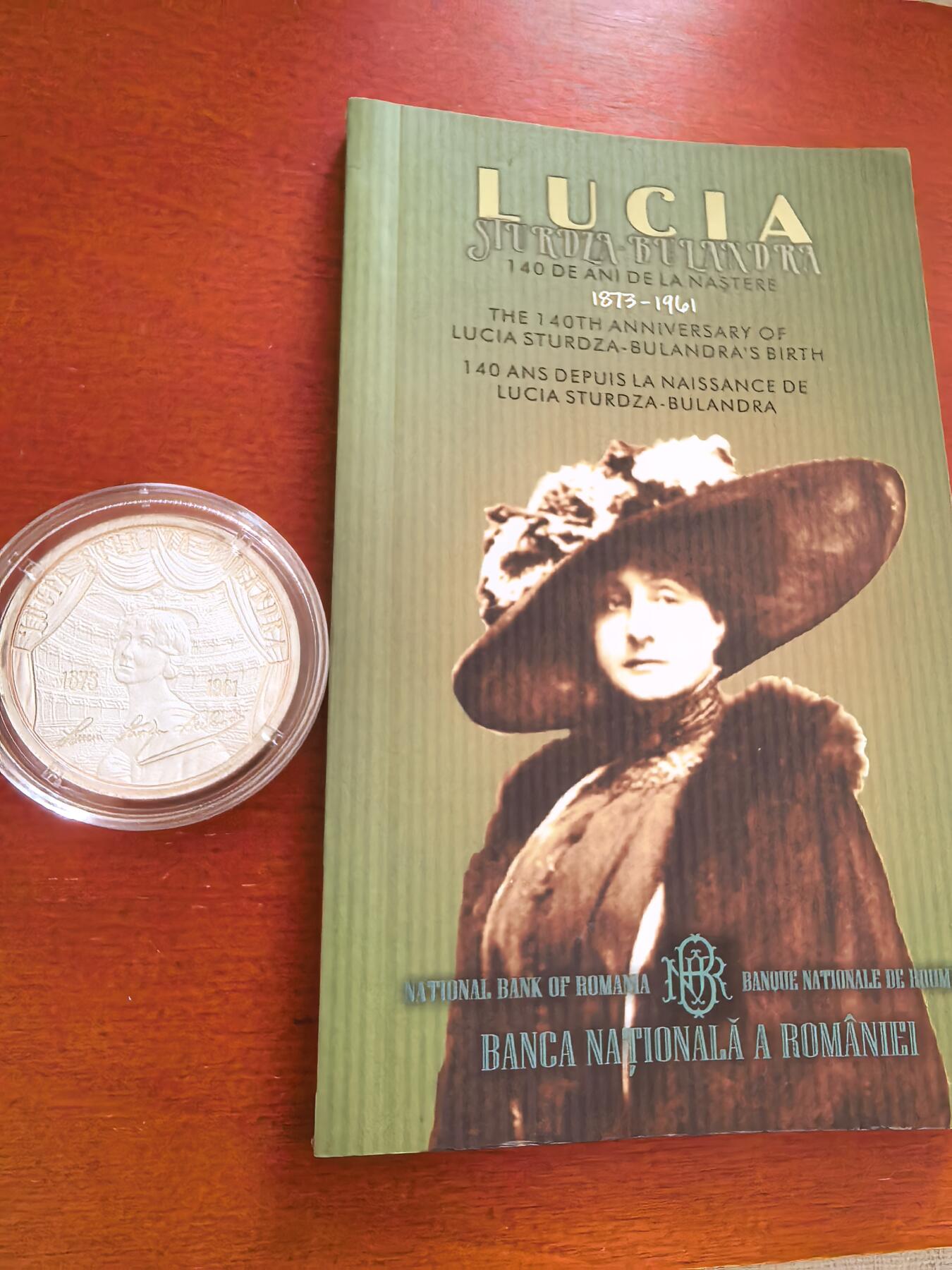 长老汇蛇年精选第七十四场拍卖 2013罗马尼亚歌唱家斯蒂尔扎·布兰德拉10列精制银币，500枚，带原册，少见价高品种