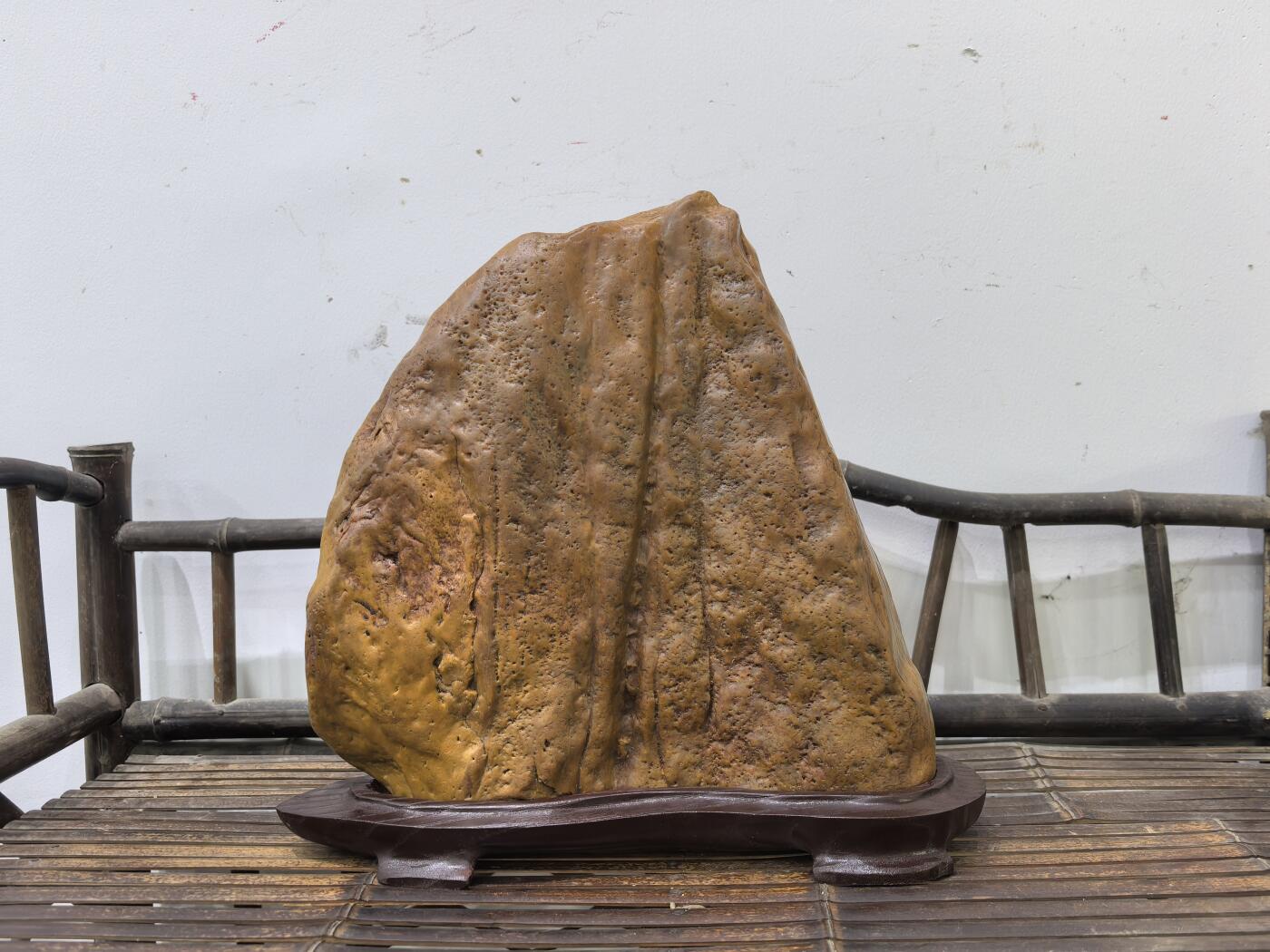 兰馨堂古玩杂项专场 老黄蜡石山子摆件