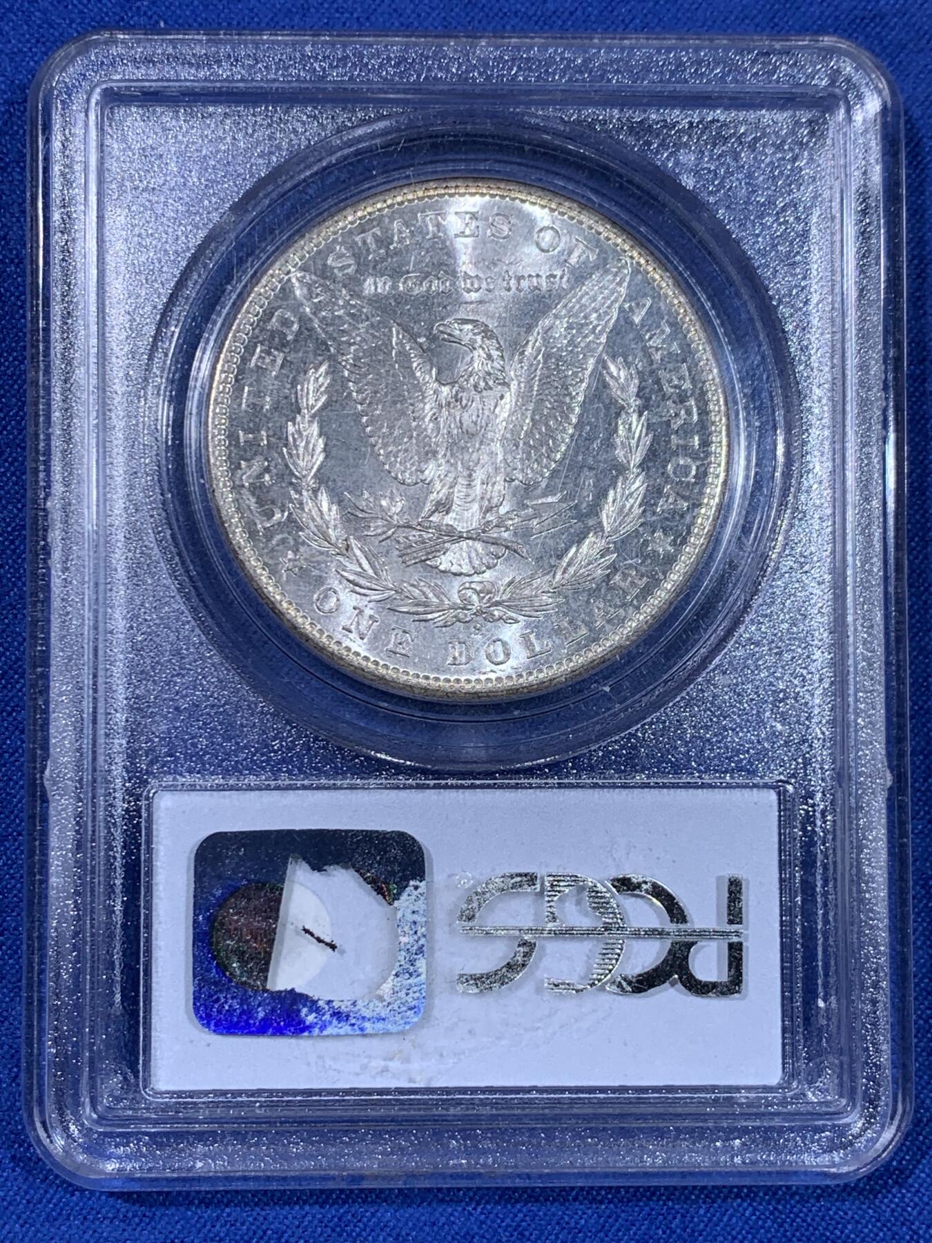 《竞宝斋》第439场 周日，周一，周二 3场连拍 （全场包邮） PCGS MS65 美国1881年摩根银币S版，原汁原味五彩老包浆，正面五彩，背面类PL状态，状态一流。