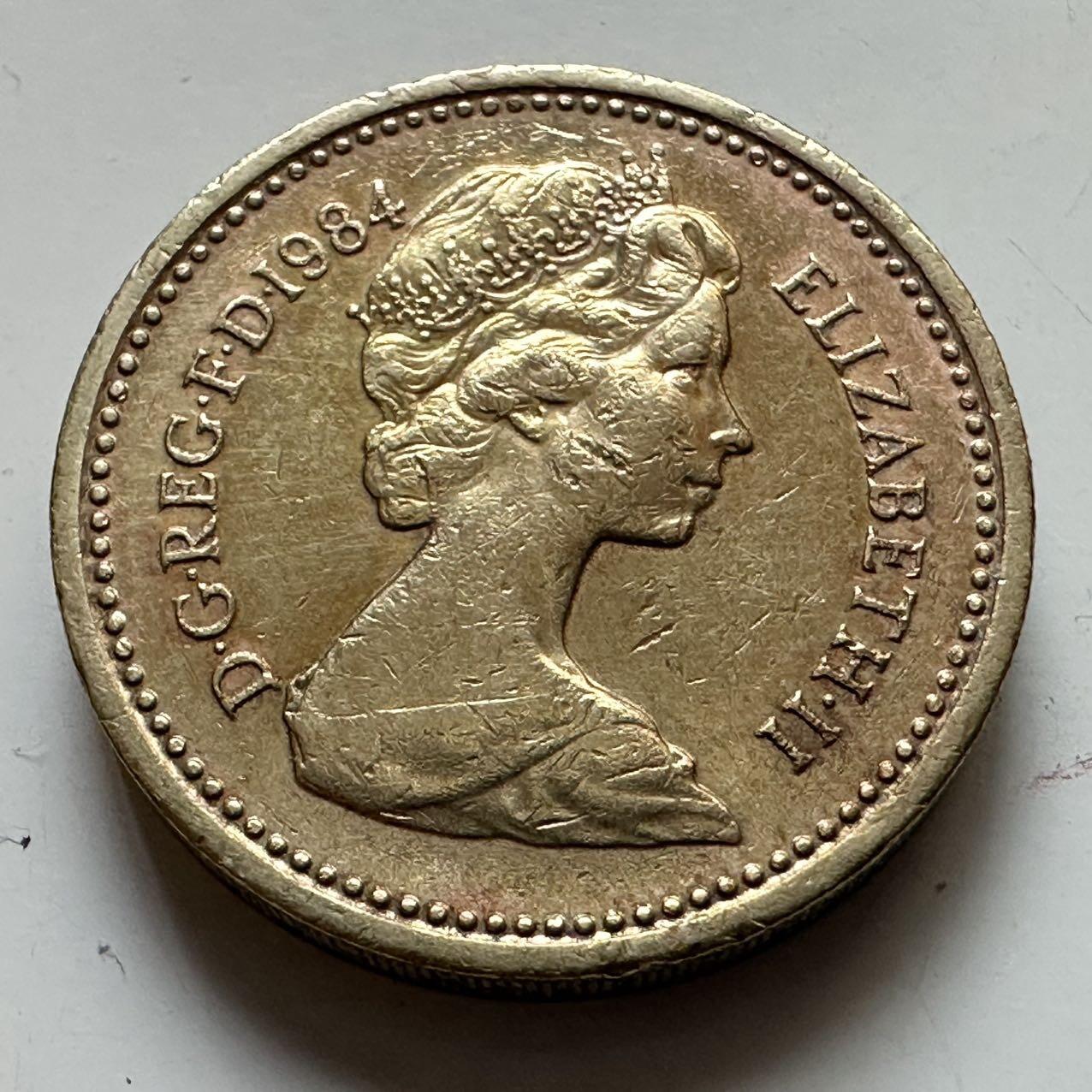 🌹外币初藏🌹🐯2025年第129场  每周二四六晚8️⃣点 接代拍 英国1984年一英镑