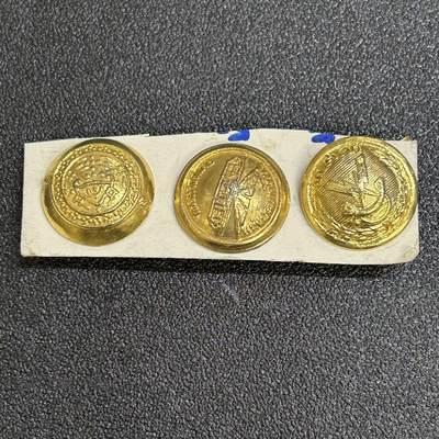 西秦中古拍卖第六十六期 - 泰国50年代皇家公务员肩章扣一组3枚