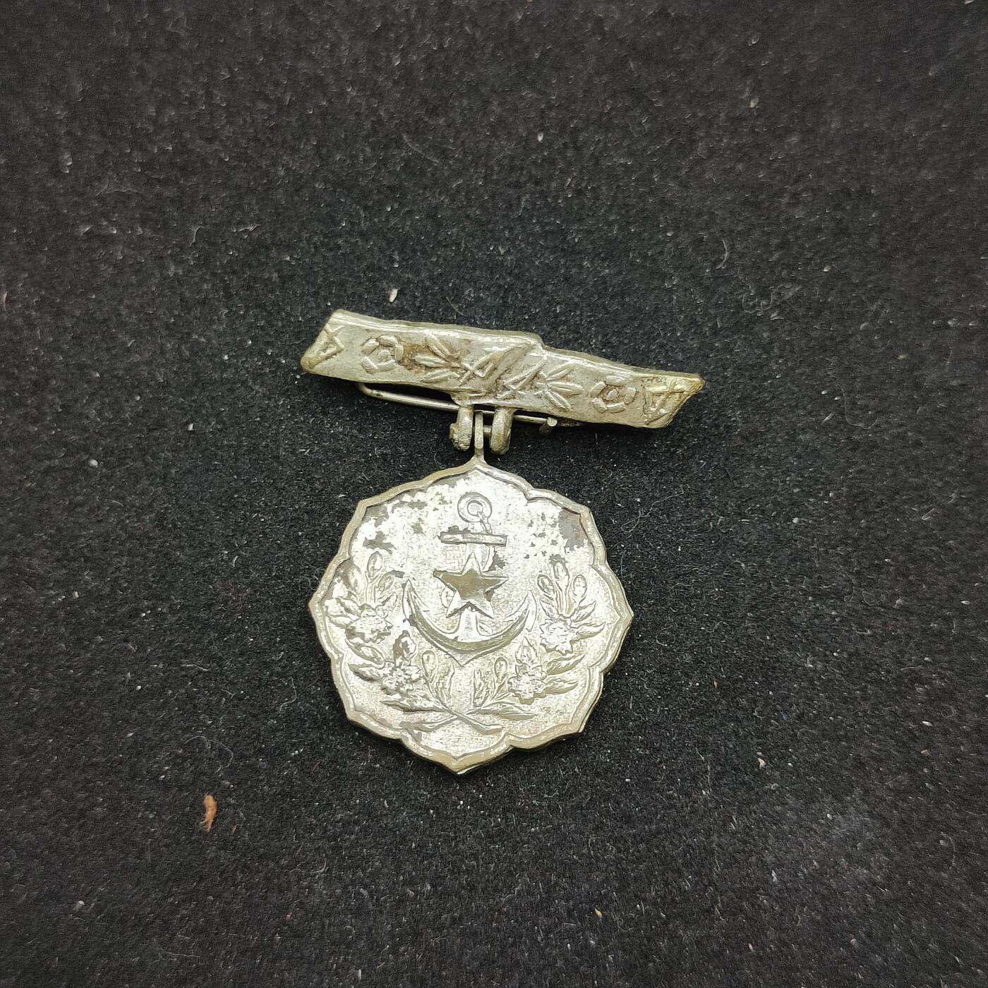 0元起拍勋章 第311期 咸鱼国勋章拍卖专场 11月19日（周日）下午6：00开始 战时 爱国妇人会徽章