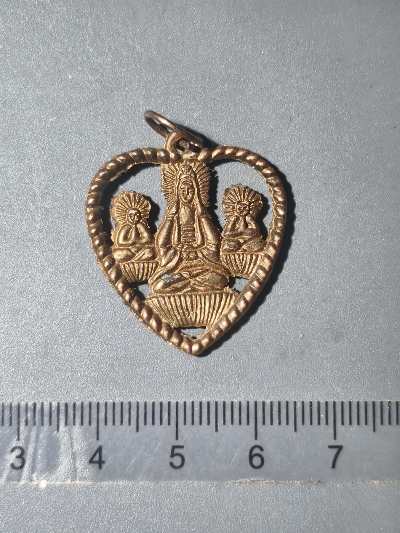 86期回流戒指饰品杂件纪念章丝路钱币专场 佛牌