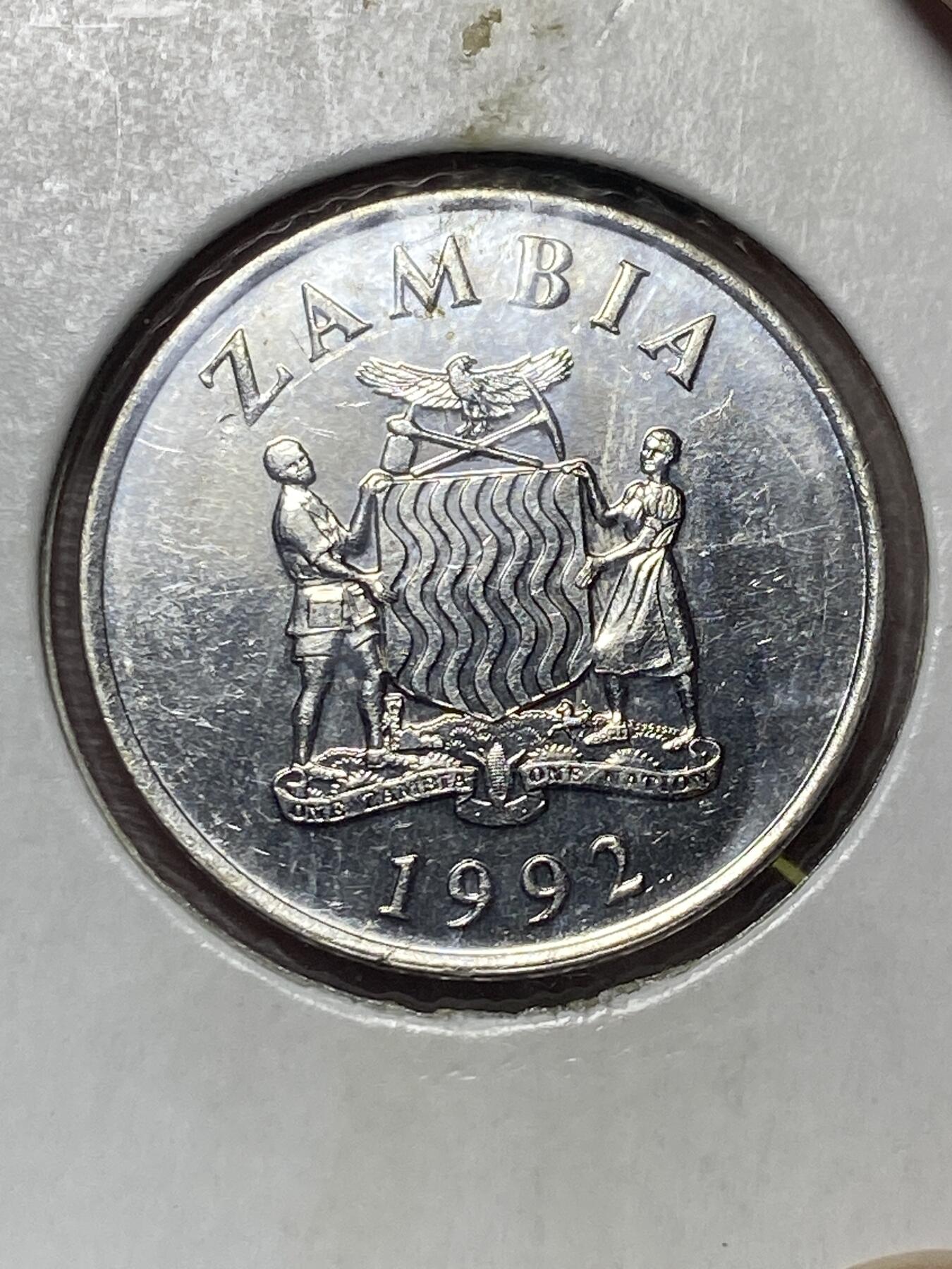 2025年第一百三十场(总第一百五十六场）外国好品纸夹散币场(免佣金) 好品–赞比亚🇿🇲1992单年份50恩韦