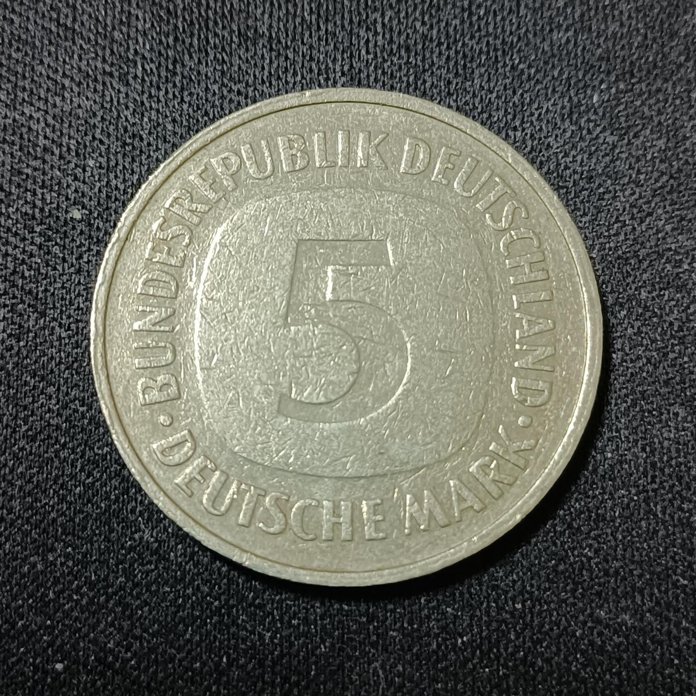 【游宝拍卖】乙巳蛇年88期 佣金1+6% 德国-5马克 1975年