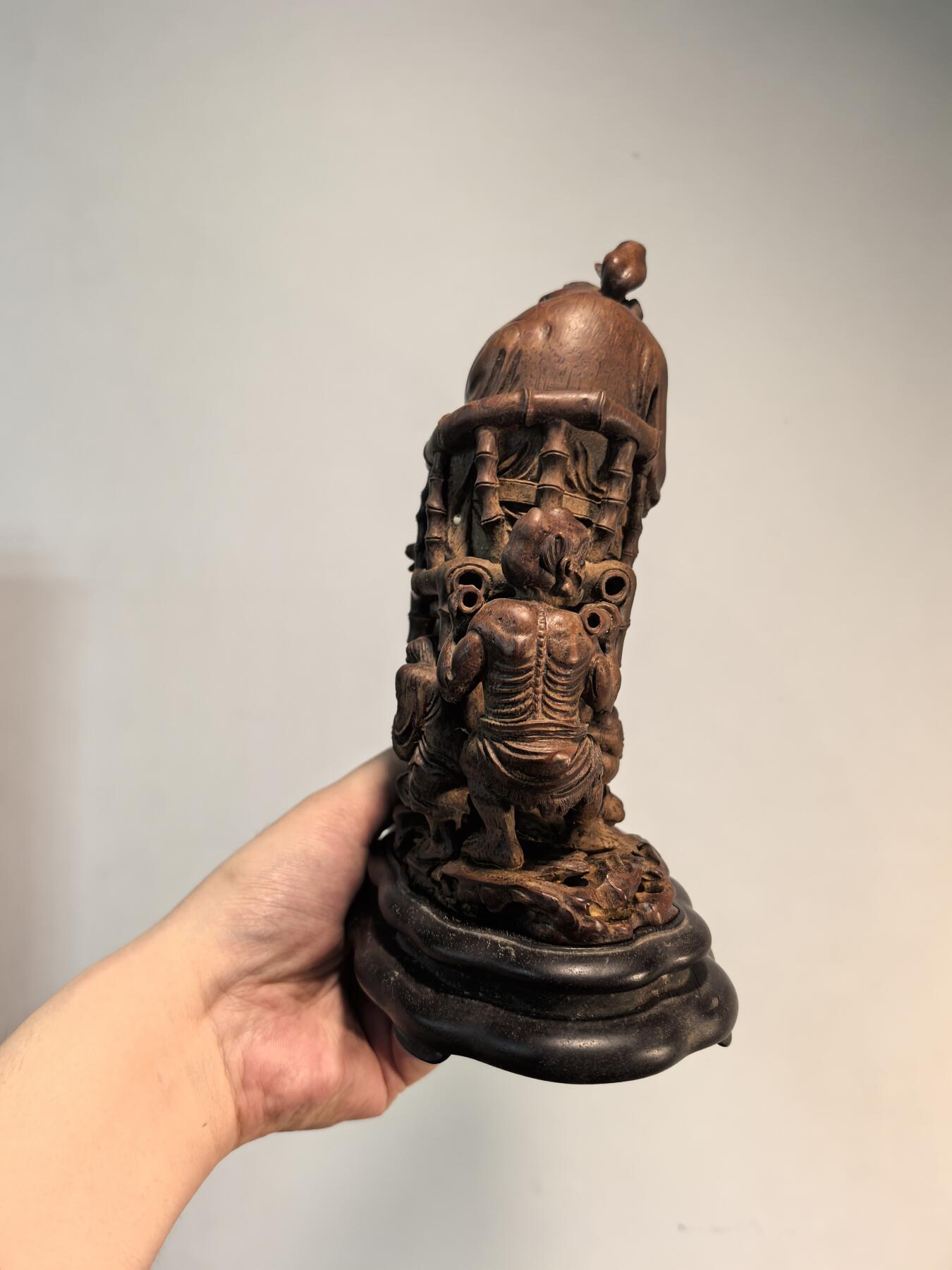 兰馨堂古玩杂项专场 老竹雕名家制钟馗醉酒小鬼抬轿摆件老红木座 