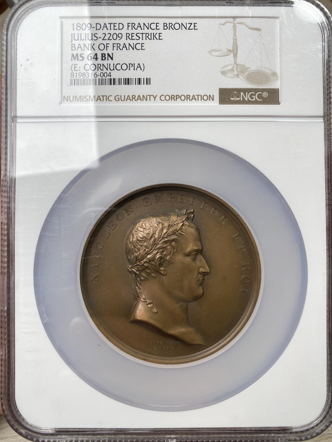 万国钱币拍卖第055期 NGC MS64 1809年法国拿破仑一世法兰西银行纪念大铜章 后铸丰饶角边铭大规格 68MM 132G