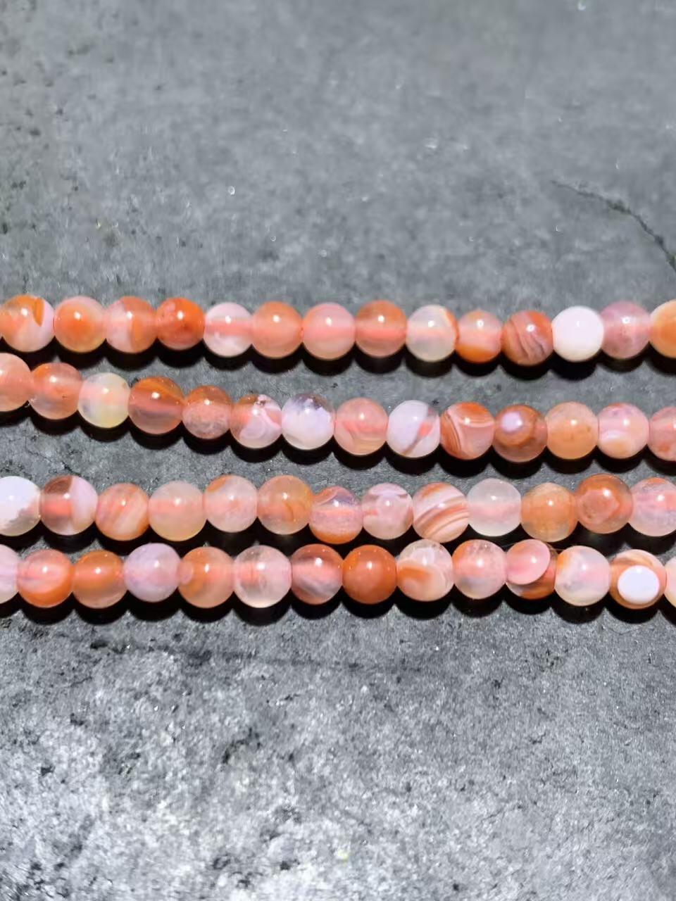 川料荔枝冻飘红南红玛瑙多圈小米珠手串一条，