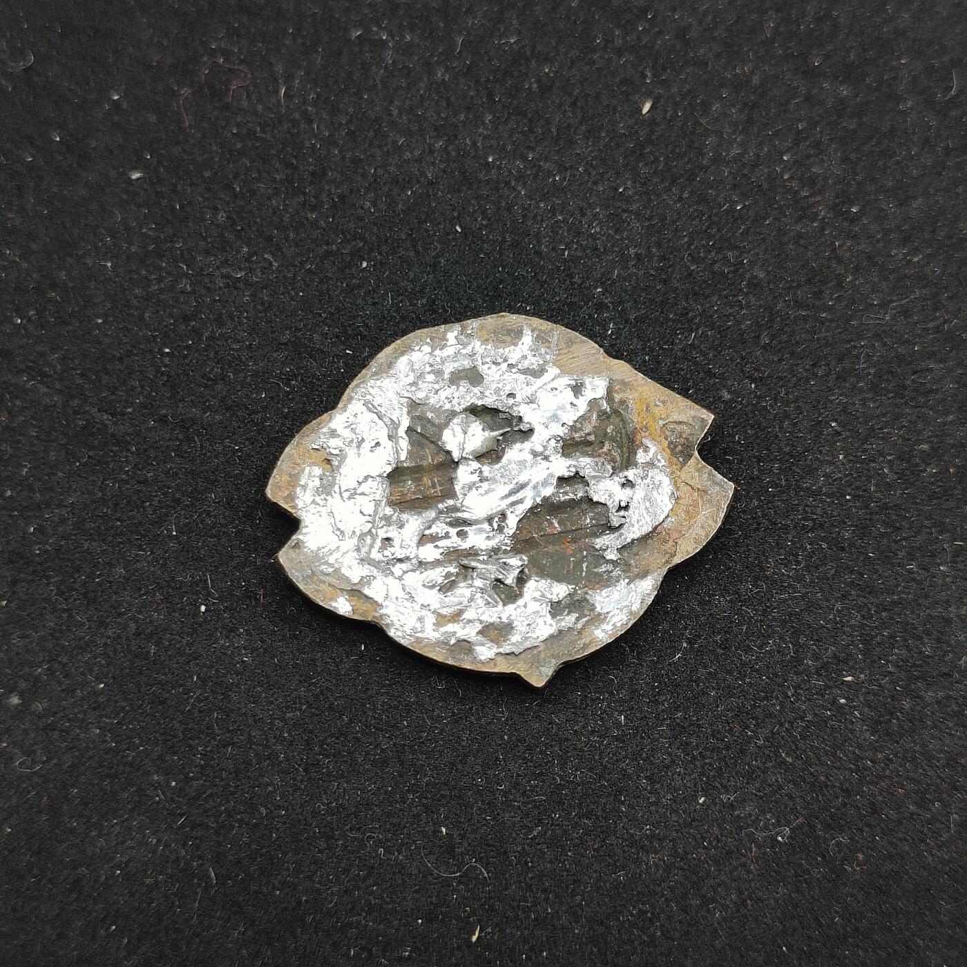 0元起拍勋章 第311期 咸鱼国勋章拍卖专场 11月19日（周日）下午6：00开始 日本中学帽徽