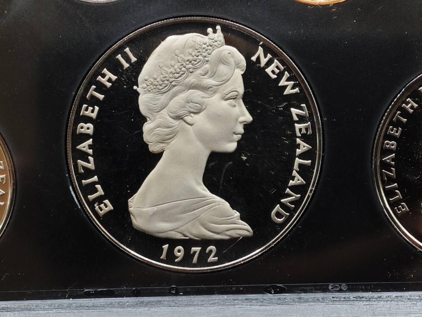 【淘币小摊】实时拍第七百九十九拍   银币套币场   满百包邮可预留二周 每周一统一发货   新西兰1972年精制套币