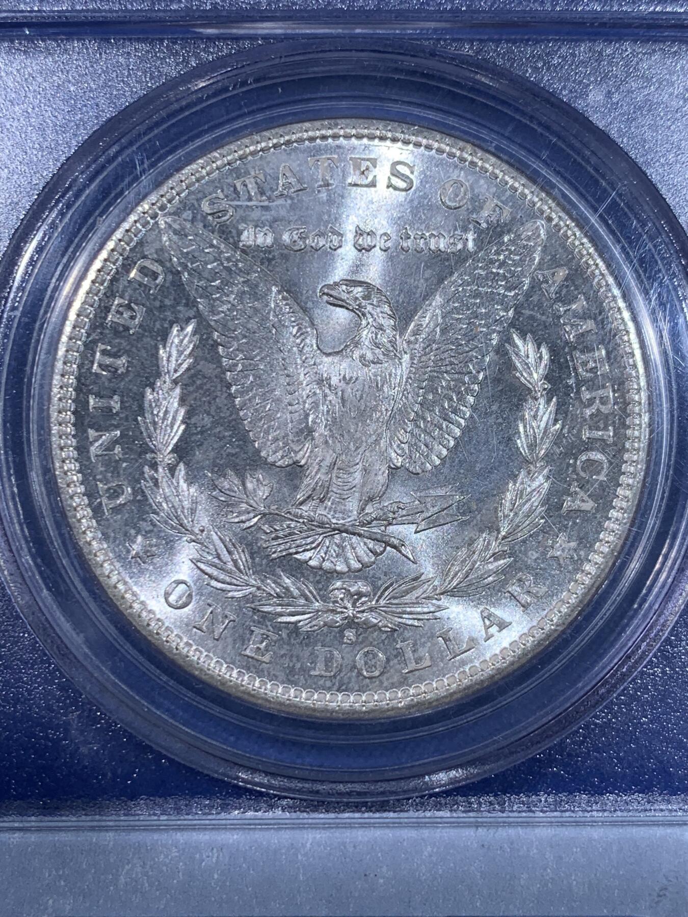 《竞宝斋》第439场 周日，周一，周二 3场连拍 （全场包邮） PCGS MS63 美国1881年摩根银币 绝版早期盒，模具初深打，有类镜面感，状态极佳，转光强烈