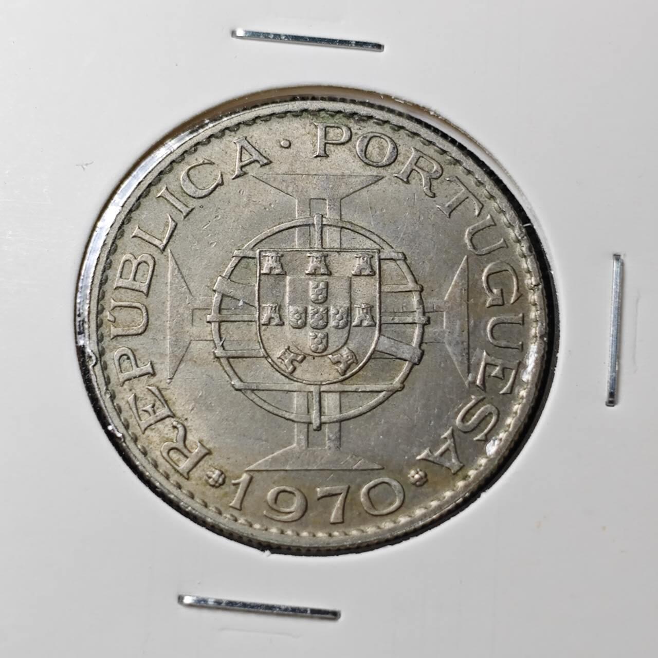 KK钱币收藏小铺  第373场  2月预留时间 周末发货  1970葡属安哥拉10埃斯库多 深打