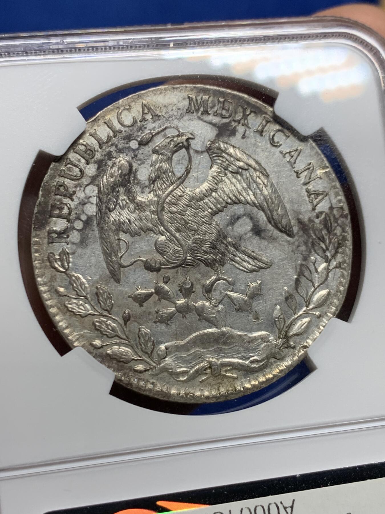 《竞宝斋》第439场 周日，周一，周二 3场连拍 （全场包邮） NGC UNCD 墨西哥 1887GO RR 鹰洋 8R银币，细节和光度不错的一枚，背面脏污有能力者可砸盒清洗