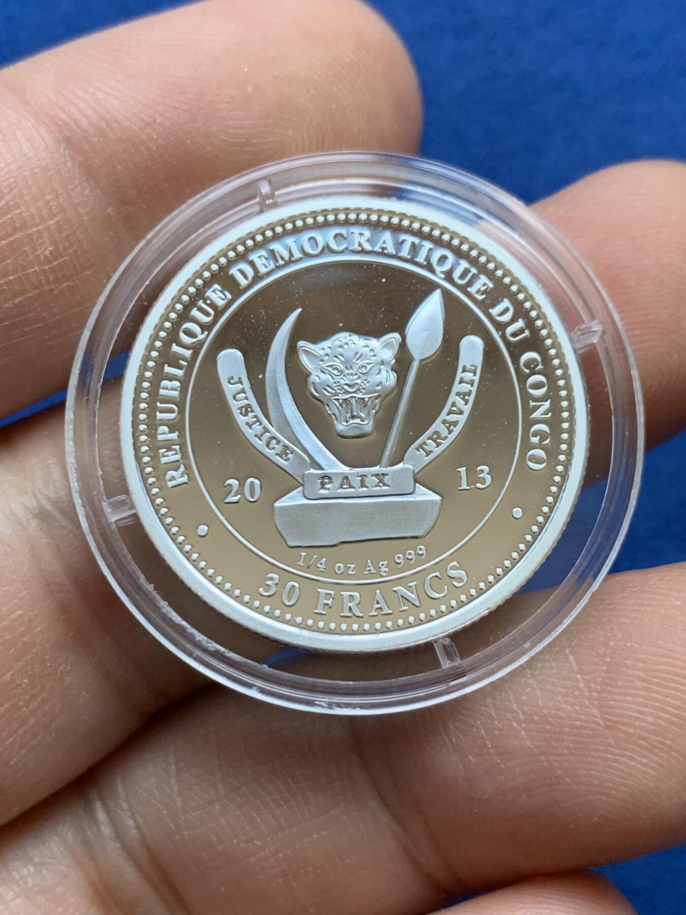 《竞宝斋》第439场 周日，周一，周二 3场连拍 （全场包邮） （少见）刚果2013年30法郎部分镀金精制银币 非洲五霸-犀牛 1/4盎司 999银 发行量3000枚仅在套币中发行