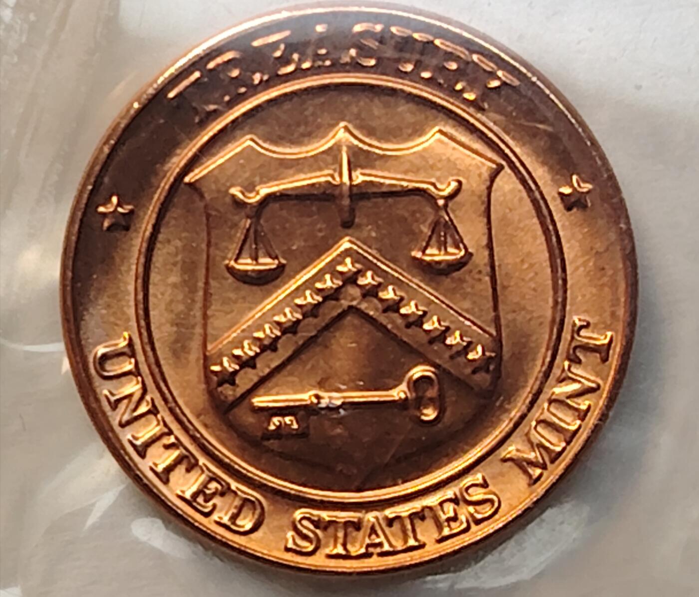 布加迪🐬～世界钱币(上海)🌾第 260 期 /  各国套币和散币 美国🇺🇸 1989年 6枚套币(蓝边) 费城造币厂